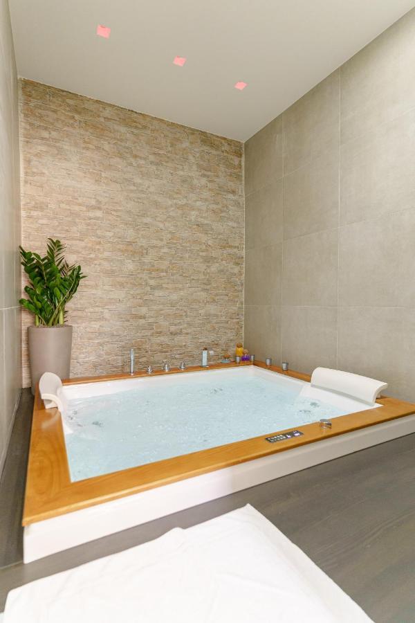 Bed and Breakfast Sisto18 Aeroporto di Catania Fontana Rossa Esterno foto