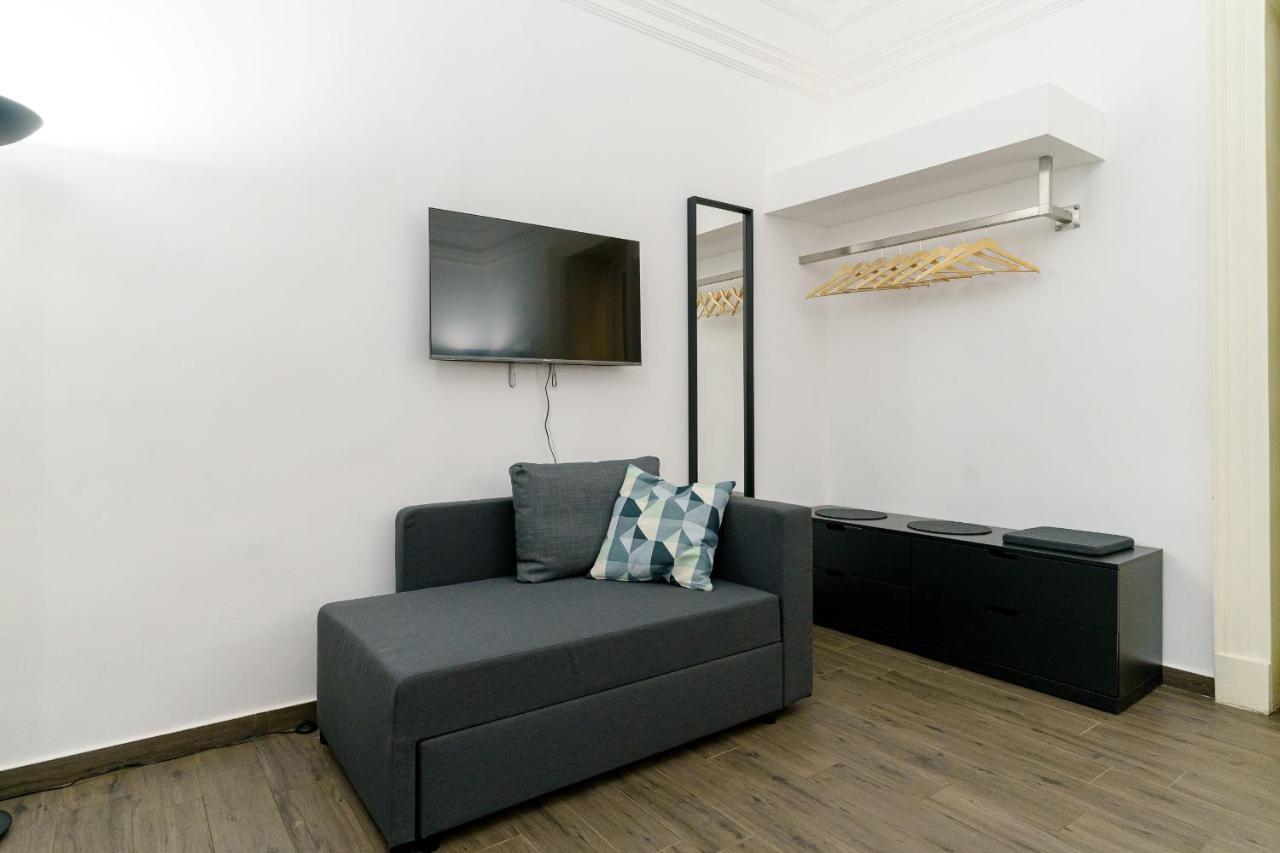 Bed and Breakfast Sisto18 Aeroporto di Catania Fontana Rossa Esterno foto